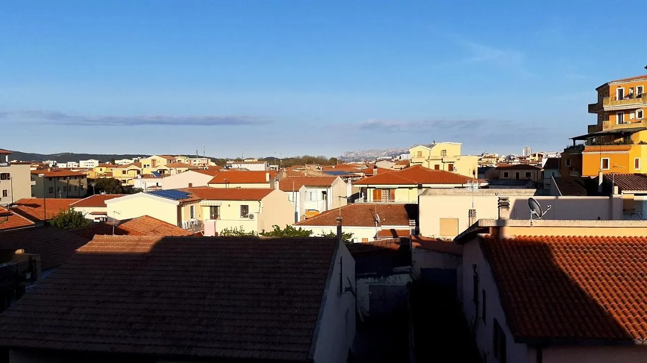 Lo Sguardo Sulla Citta' ,Panoramic View Apartment Olbia